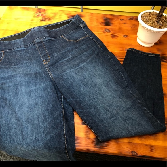 Old Navy Denim - Jegging Sculpt Jeans